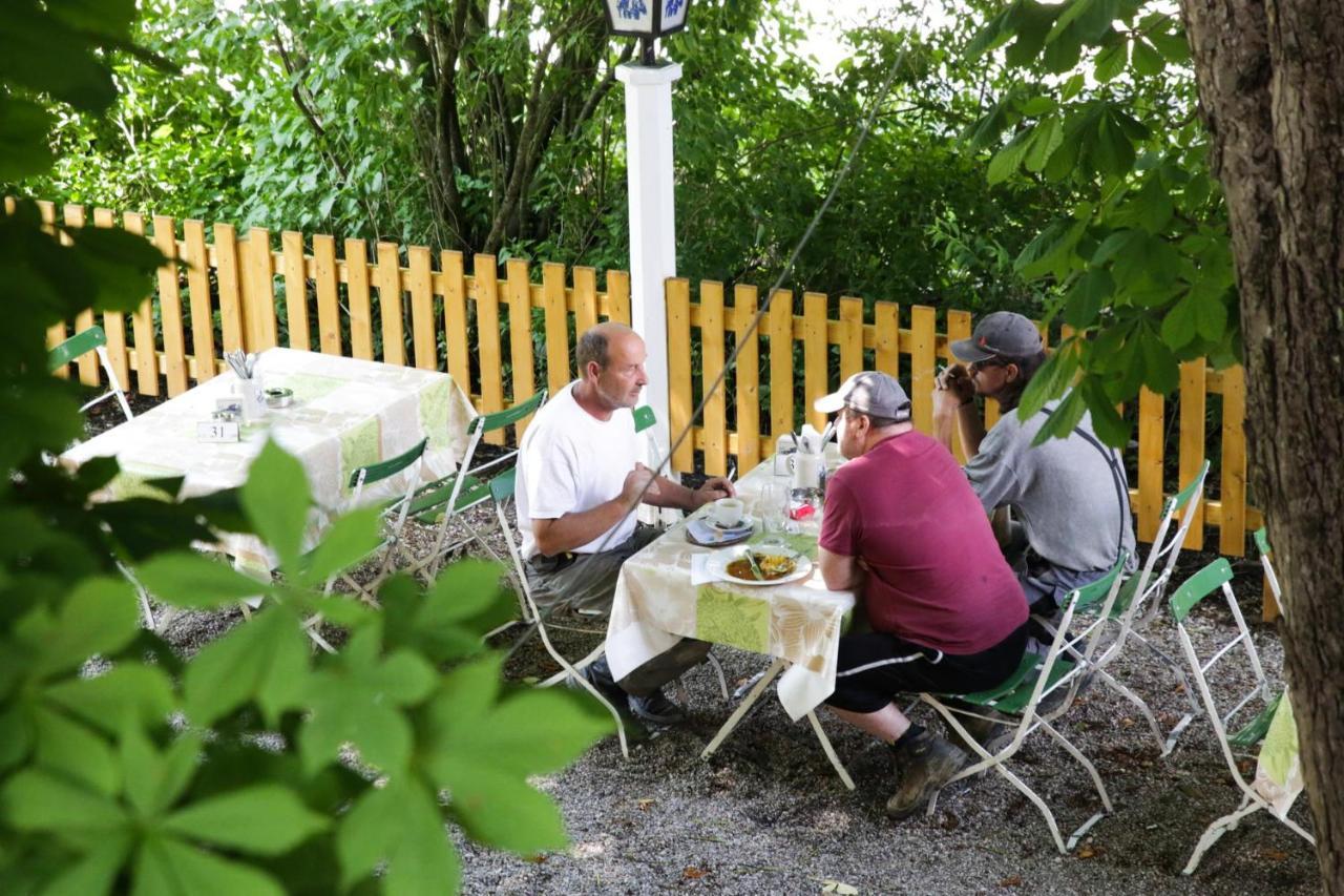 Landgasthof Pauliwirt Erharting Екстериор снимка